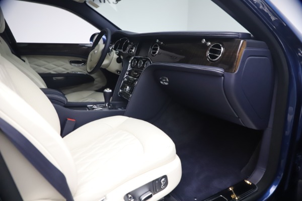 Used 2020 Bentley Mulsanne Speed for sale $279,900 at Alfa Romeo of Greenwich in Greenwich CT 06830 24