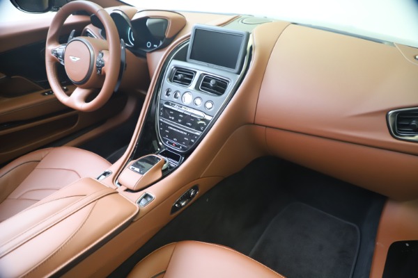 New 2020 Aston Martin DBS Superleggera Volante for sale $375,916 at Alfa Romeo of Greenwich in Greenwich CT 06830 21