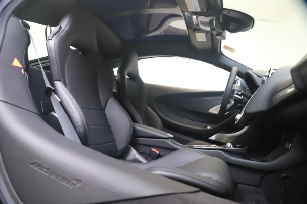 New 2020 McLaren GT Luxe for sale $247,125 at Alfa Romeo of Greenwich in Greenwich CT 06830 19