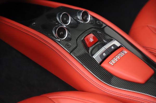 Used 2013 Ferrari 458 Italia for sale Sold at Alfa Romeo of Greenwich in Greenwich CT 06830 23