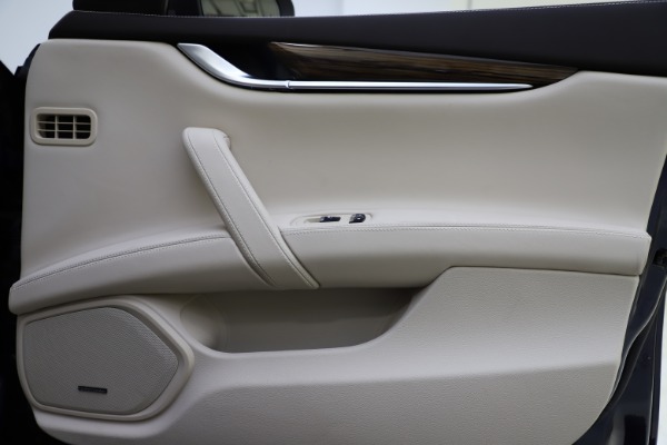 Used 2017 Maserati Ghibli S Q4 for sale Sold at Alfa Romeo of Greenwich in Greenwich CT 06830 25