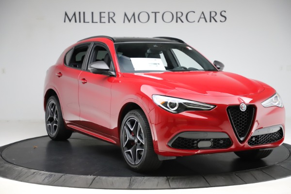 New 2020 Alfa Romeo Stelvio Ti Sport Carbon Q4 for sale Sold at Alfa Romeo of Greenwich in Greenwich CT 06830 11