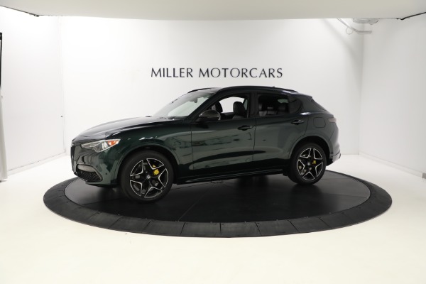 Used 2020 Alfa Romeo Stelvio Ti Sport Carbon Q4 for sale Sold at Alfa Romeo of Greenwich in Greenwich CT 06830 5