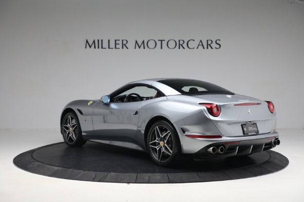 Used 2017 Ferrari California T for sale $144,900 at Alfa Romeo of Greenwich in Greenwich CT 06830 15
