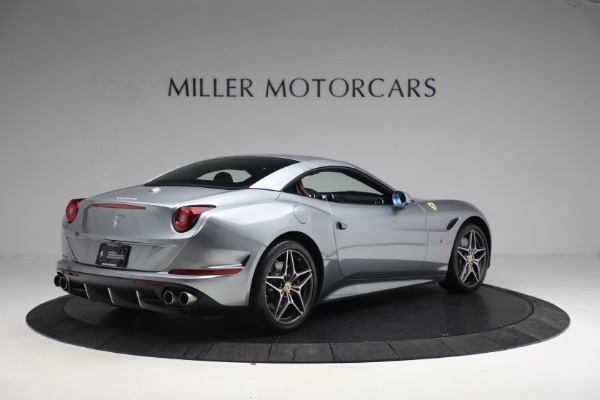 Used 2017 Ferrari California T for sale Sold at Alfa Romeo of Greenwich in Greenwich CT 06830 16