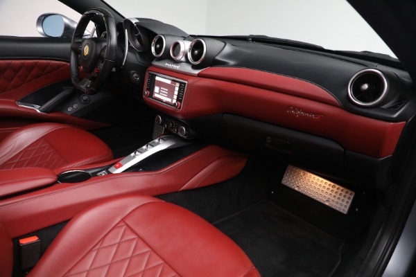 Used 2017 Ferrari California T for sale $144,900 at Alfa Romeo of Greenwich in Greenwich CT 06830 23