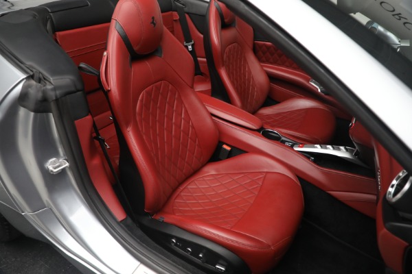 Used 2017 Ferrari California T for sale $144,900 at Alfa Romeo of Greenwich in Greenwich CT 06830 25