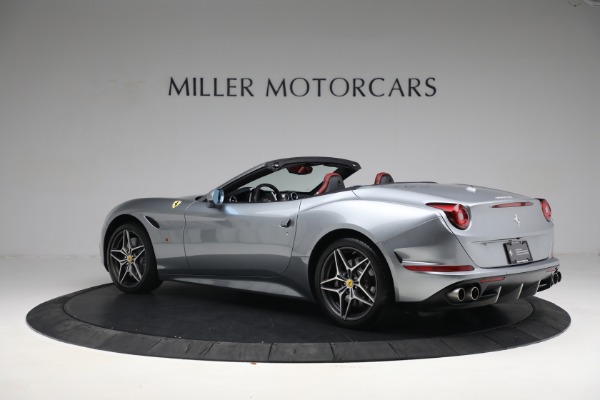 Used 2017 Ferrari California T for sale $144,900 at Alfa Romeo of Greenwich in Greenwich CT 06830 4