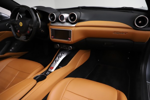 Used 2016 Ferrari California T for sale Sold at Alfa Romeo of Greenwich in Greenwich CT 06830 22