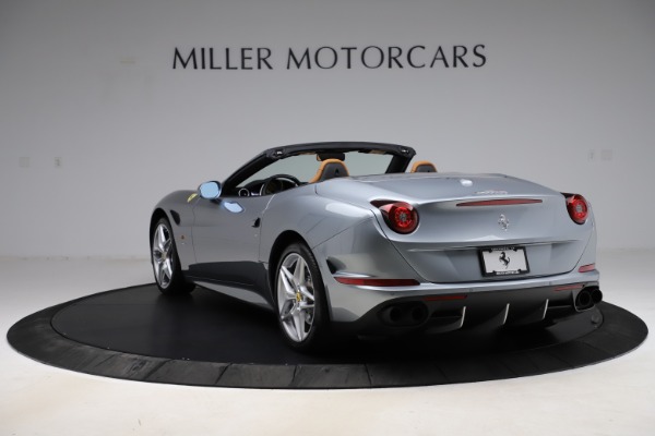 Used 2016 Ferrari California T for sale Sold at Alfa Romeo of Greenwich in Greenwich CT 06830 5