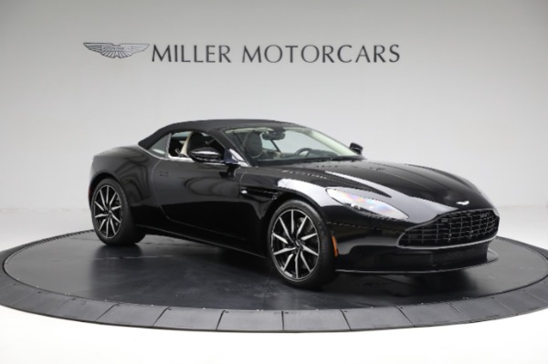Used 2020 Aston Martin DB11 Volante for sale $209,900 at Alfa Romeo of Greenwich in Greenwich CT 06830 18