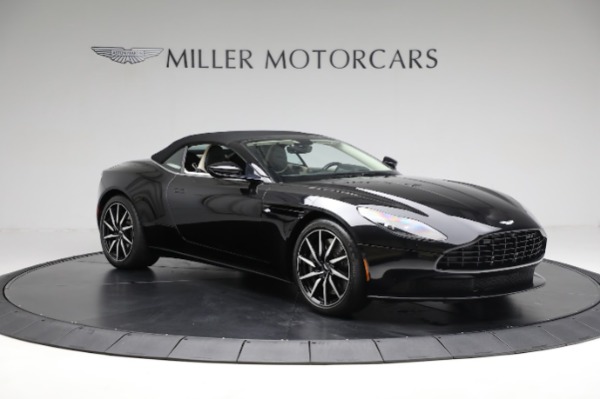 Used 2020 Aston Martin DB11 Volante for sale Sold at Alfa Romeo of Greenwich in Greenwich CT 06830 18