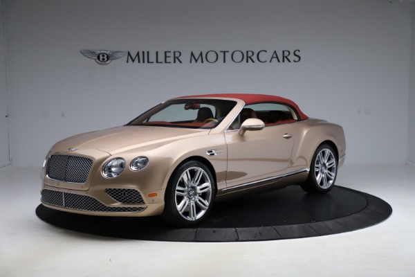 Used 2017 Bentley Continental GTC W12 for sale $165,900 at Alfa Romeo of Greenwich in Greenwich CT 06830 11