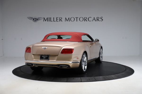 Used 2017 Bentley Continental GTC W12 for sale $165,900 at Alfa Romeo of Greenwich in Greenwich CT 06830 16
