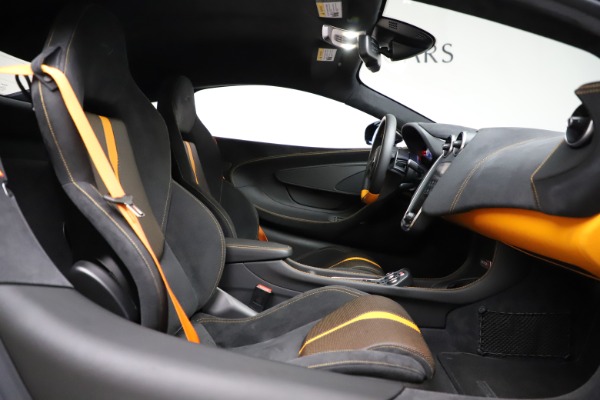 Used 2019 McLaren 570S for sale Sold at Alfa Romeo of Greenwich in Greenwich CT 06830 20