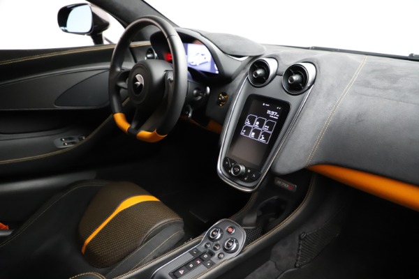 Used 2019 McLaren 570S for sale Sold at Alfa Romeo of Greenwich in Greenwich CT 06830 22