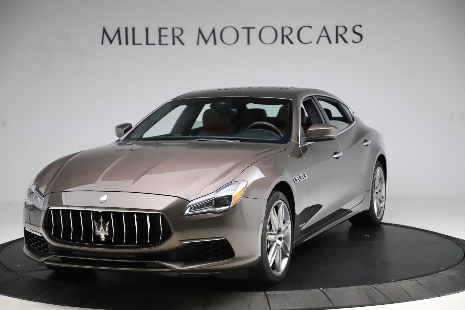 Used 2018 Maserati Quattroporte S Q4 GranLusso for sale Sold at Alfa Romeo of Greenwich in Greenwich CT 06830 1