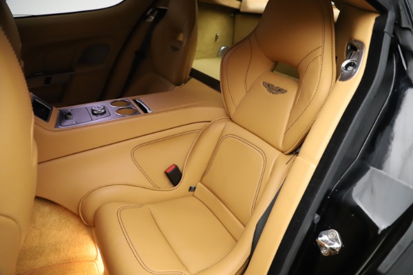 Used 2016 Aston Martin Rapide S for sale $123,900 at Alfa Romeo of Greenwich in Greenwich CT 06830 17