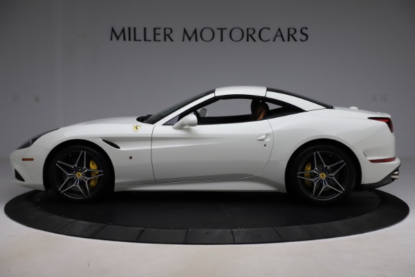 Used 2018 Ferrari California T for sale Sold at Alfa Romeo of Greenwich in Greenwich CT 06830 14