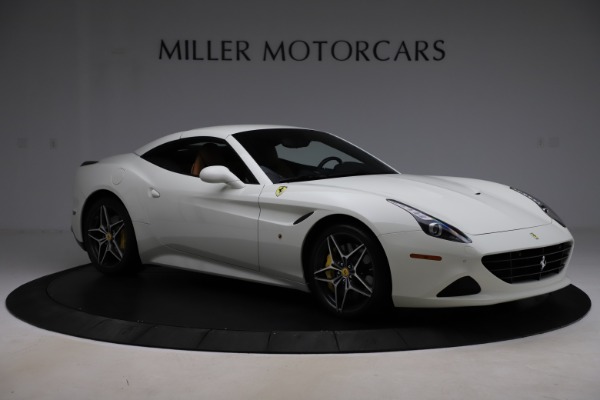 Used 2018 Ferrari California T for sale Sold at Alfa Romeo of Greenwich in Greenwich CT 06830 16