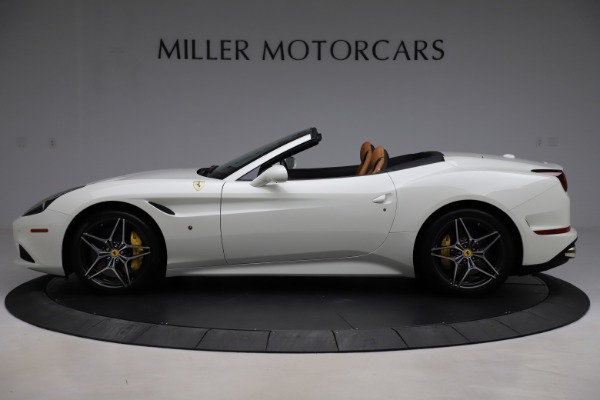 Used 2018 Ferrari California T for sale Sold at Alfa Romeo of Greenwich in Greenwich CT 06830 3