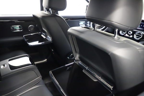 Used 2021 Rolls-Royce Ghost for sale $245,900 at Alfa Romeo of Greenwich in Greenwich CT 06830 21
