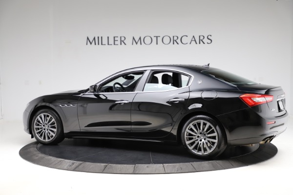 Used 2017 Maserati Ghibli S Q4 for sale Sold at Alfa Romeo of Greenwich in Greenwich CT 06830 4