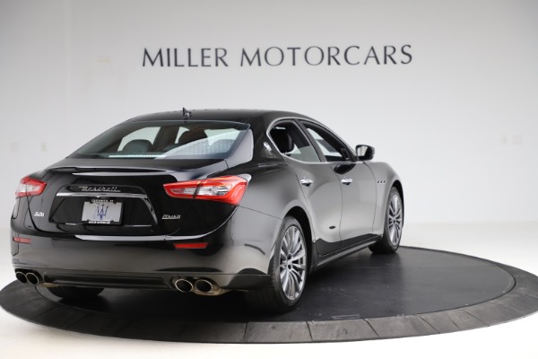 Used 2017 Maserati Ghibli S Q4 for sale Sold at Alfa Romeo of Greenwich in Greenwich CT 06830 7