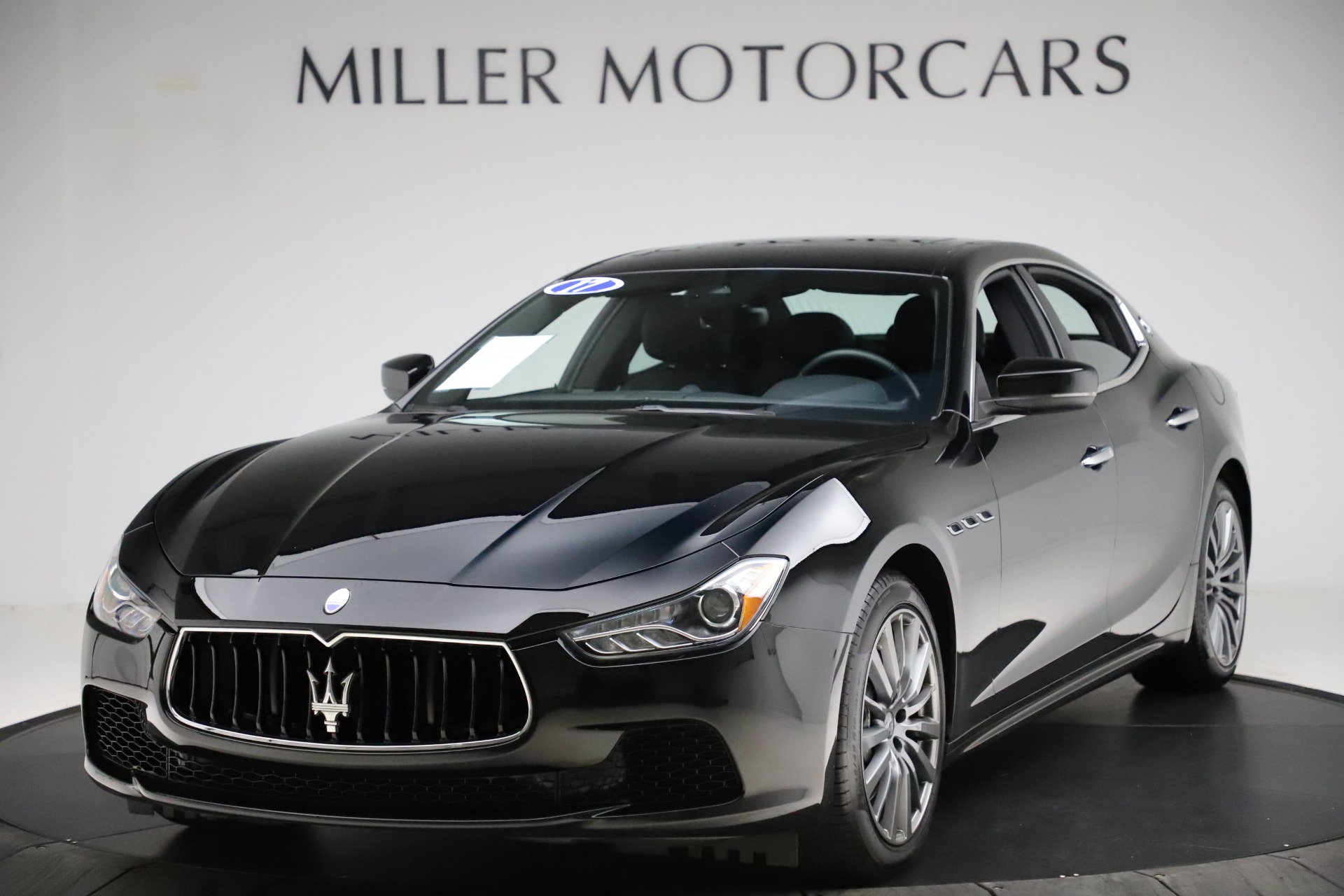 Used 2017 Maserati Ghibli S Q4 for sale $44,900 at Alfa Romeo of Greenwich in Greenwich CT 06830 1