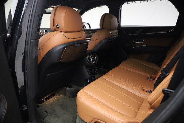Used 2017 Bentley Bentayga W12 for sale $126,900 at Alfa Romeo of Greenwich in Greenwich CT 06830 22