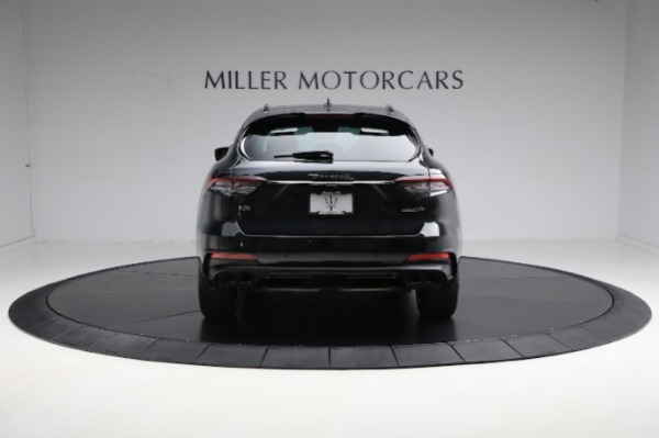Used 2021 Maserati Levante Q4 GranSport for sale Sold at Alfa Romeo of Greenwich in Greenwich CT 06830 10