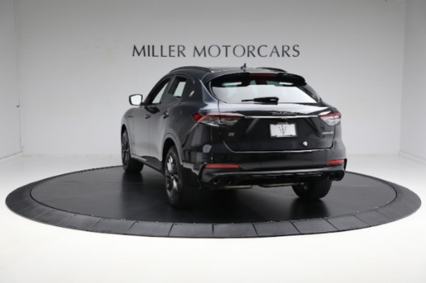 Used 2021 Maserati Levante Q4 GranSport for sale Sold at Alfa Romeo of Greenwich in Greenwich CT 06830 8