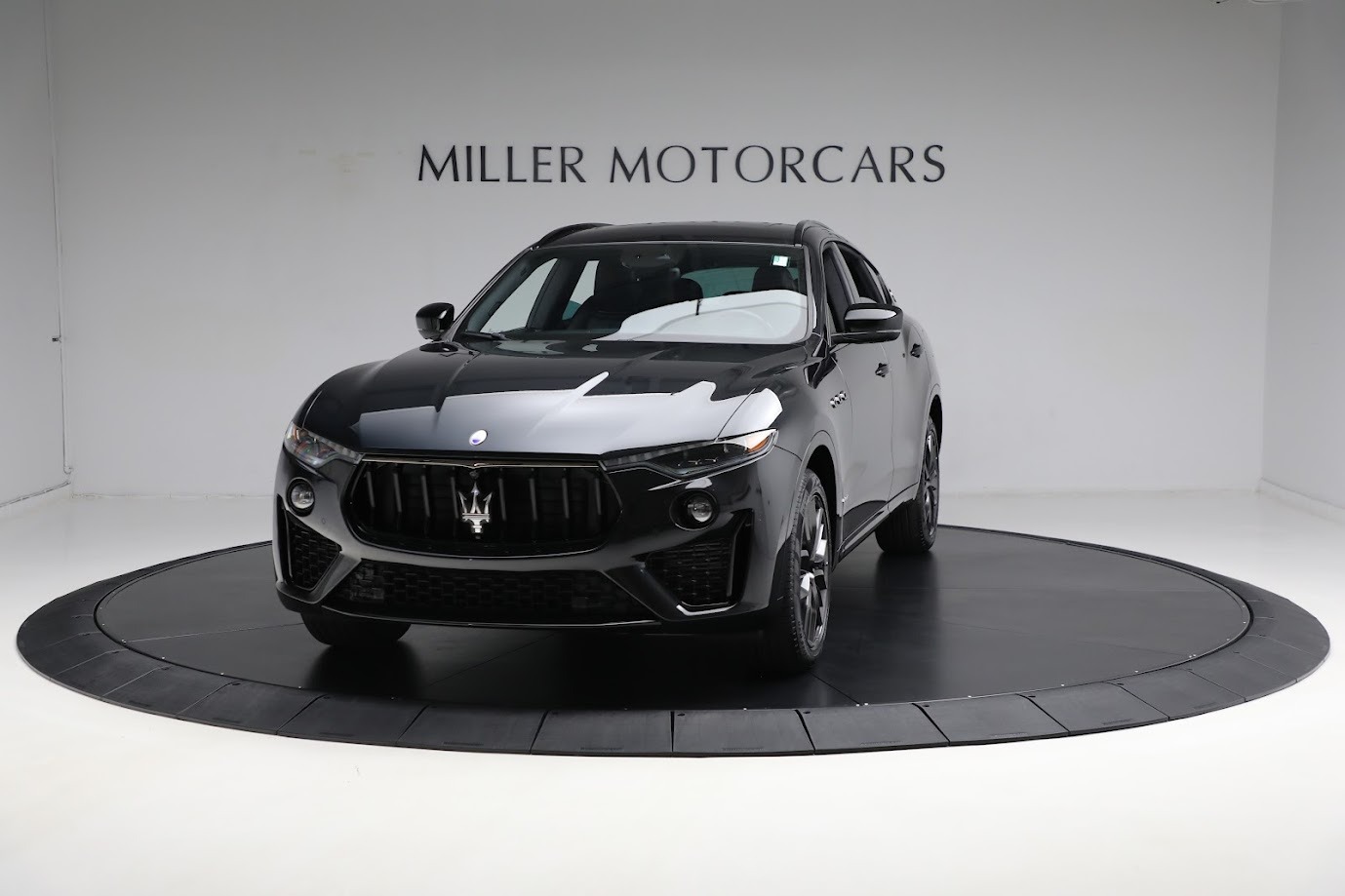 Used 2021 Maserati Levante Q4 GranSport for sale Sold at Alfa Romeo of Greenwich in Greenwich CT 06830 1