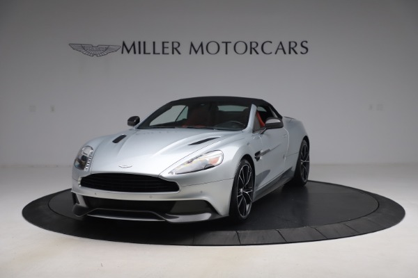 Used 2014 Aston Martin Vanquish Volante for sale Sold at Alfa Romeo of Greenwich in Greenwich CT 06830 14