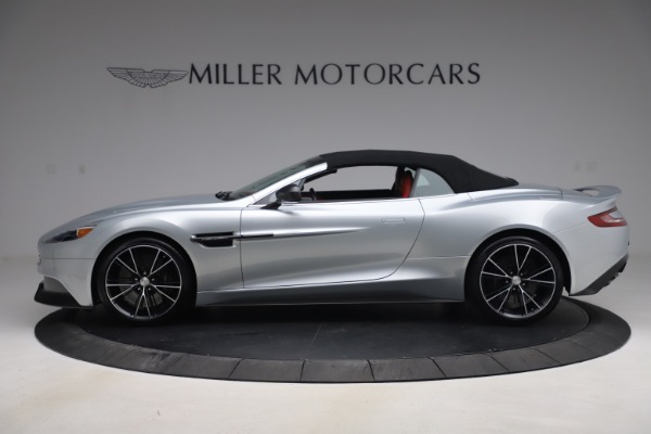 Used 2014 Aston Martin Vanquish Volante for sale Sold at Alfa Romeo of Greenwich in Greenwich CT 06830 16