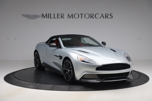 Used 2014 Aston Martin Vanquish Volante for sale Sold at Alfa Romeo of Greenwich in Greenwich CT 06830 19