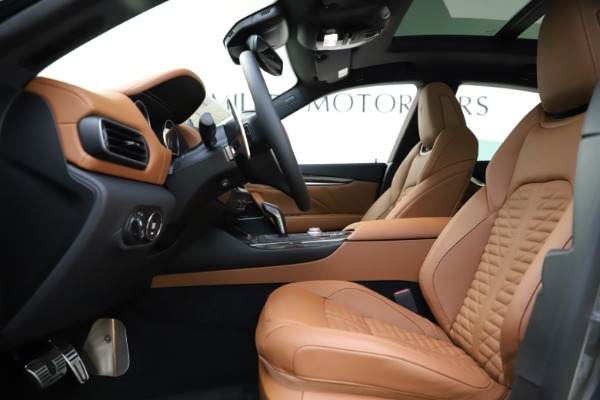 New 2021 Maserati Levante S Q4 GranSport for sale $108,235 at Alfa Romeo of Greenwich in Greenwich CT 06830 14