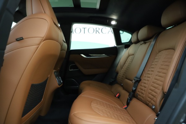New 2021 Maserati Levante S Q4 GranSport for sale $108,235 at Alfa Romeo of Greenwich in Greenwich CT 06830 19
