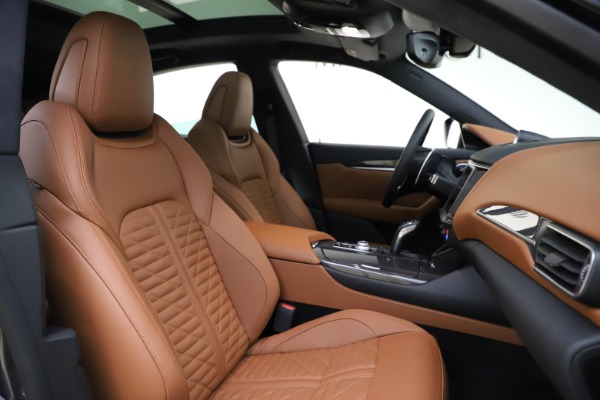 New 2021 Maserati Levante S Q4 GranSport for sale $108,235 at Alfa Romeo of Greenwich in Greenwich CT 06830 21