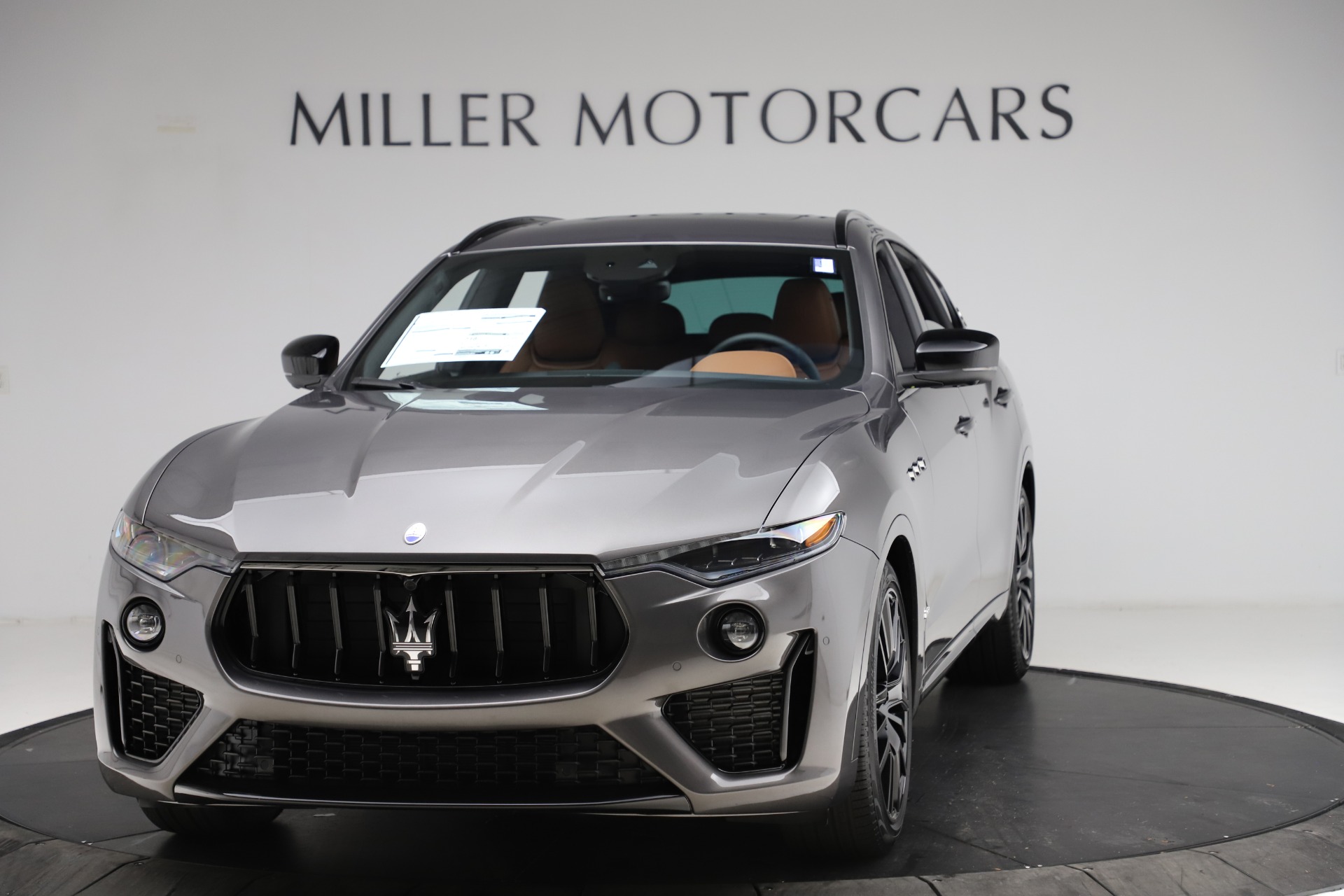 New 2021 Maserati Levante S Q4 GranSport for sale $108,235 at Alfa Romeo of Greenwich in Greenwich CT 06830 1