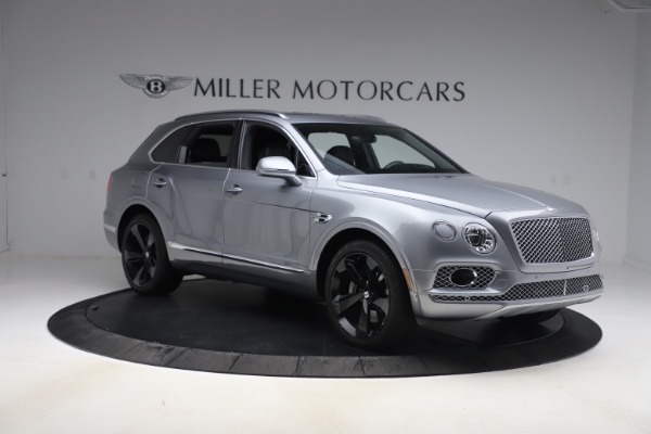 Used 2018 Bentley Bentayga W12 Signature Edition for sale $149,900 at Alfa Romeo of Greenwich in Greenwich CT 06830 12