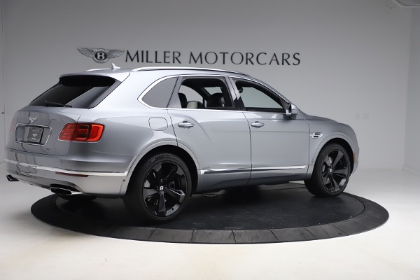Used 2018 Bentley Bentayga W12 Signature Edition for sale $149,900 at Alfa Romeo of Greenwich in Greenwich CT 06830 9