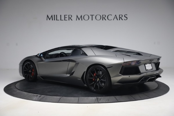 Used 2015 Lamborghini Aventador Roadster LP 700-4 for sale Sold at Alfa Romeo of Greenwich in Greenwich CT 06830 15