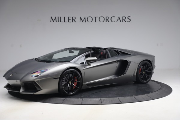 Used 2015 Lamborghini Aventador Roadster LP 700-4 for sale Sold at Alfa Romeo of Greenwich in Greenwich CT 06830 3