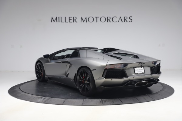 Used 2015 Lamborghini Aventador Roadster LP 700-4 for sale Sold at Alfa Romeo of Greenwich in Greenwich CT 06830 6