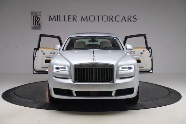 Used 2018 Rolls-Royce Ghost for sale Sold at Alfa Romeo of Greenwich in Greenwich CT 06830 13