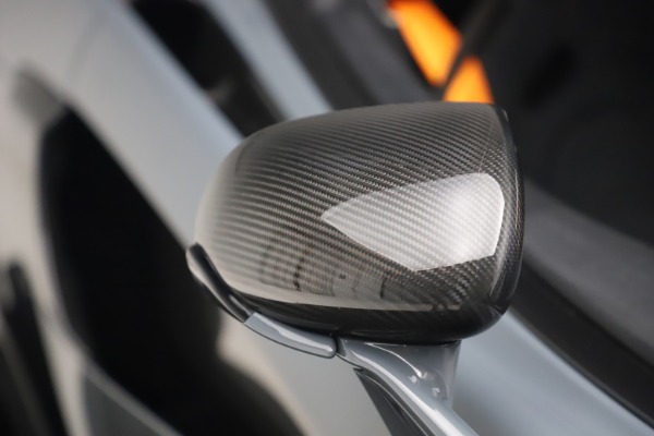 Used 2019 McLaren 600LT Coupe for sale $229,900 at Alfa Romeo of Greenwich in Greenwich CT 06830 27