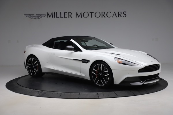 Used 2015 Aston Martin Vanquish Volante for sale Sold at Alfa Romeo of Greenwich in Greenwich CT 06830 18