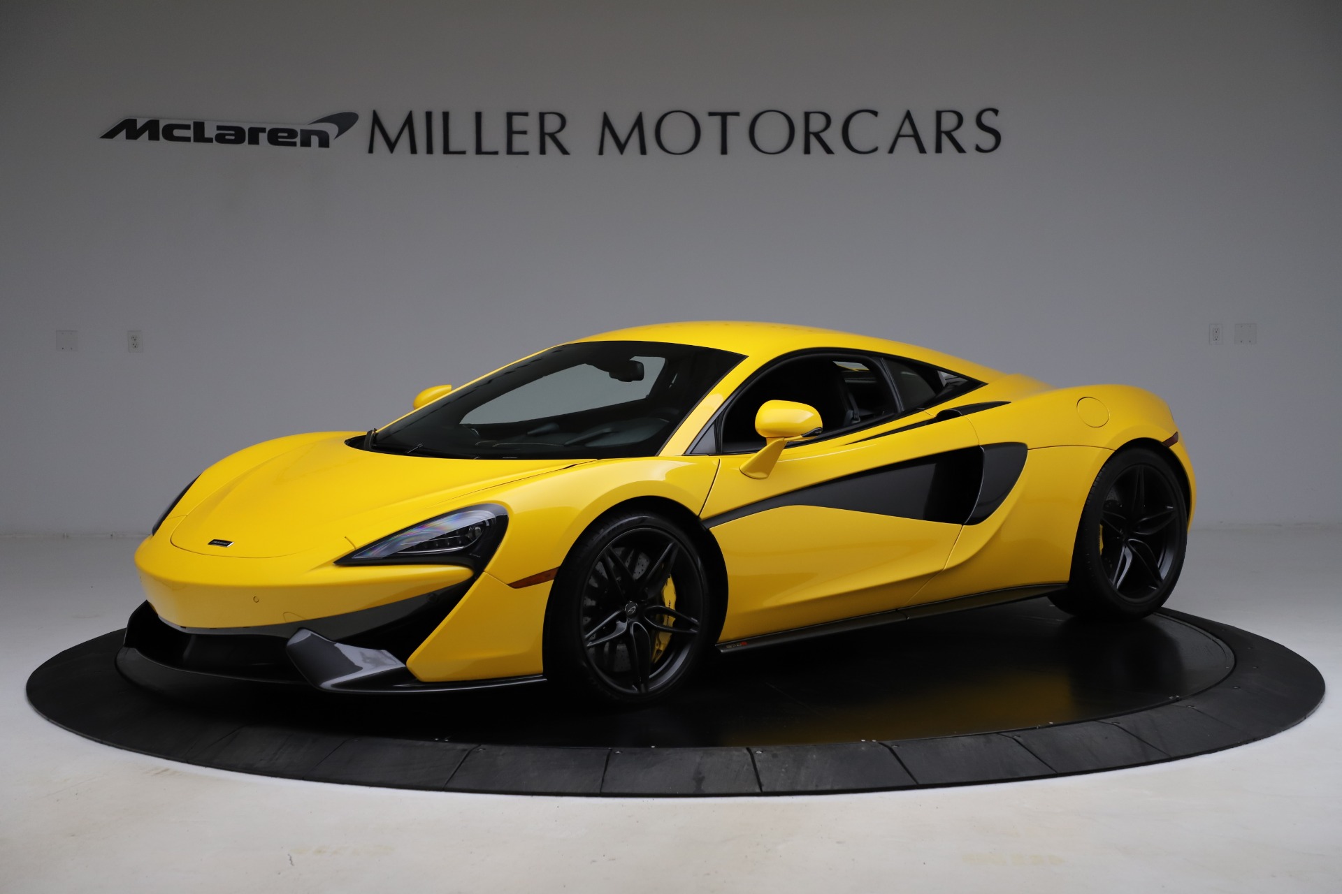 Used 2016 McLaren 570S for sale Sold at Alfa Romeo of Greenwich in Greenwich CT 06830 1