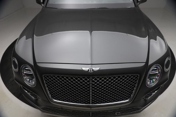 Used 2018 Bentley Bentayga W12 for sale Sold at Alfa Romeo of Greenwich in Greenwich CT 06830 15